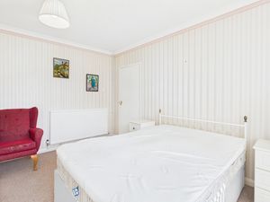 Bedroom- click for photo gallery